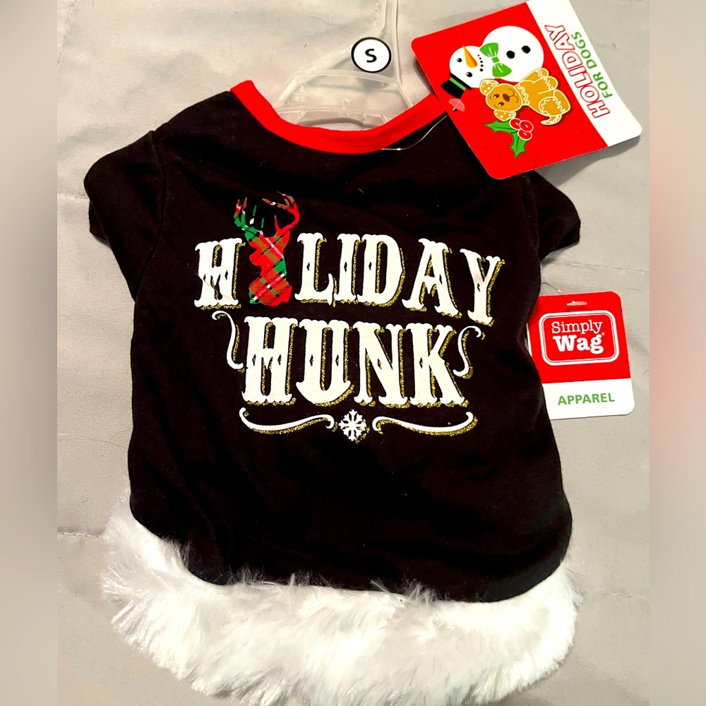 NWT Simply Wag Dog Holiday Shirt